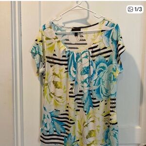Women’s multicolor top by Worthingon. Size 1X. Excellent condition